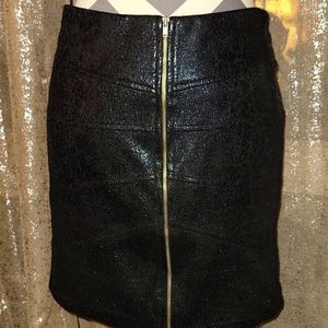 Mandee Metalic Black Mini with Gold Zipper Front